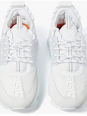 versace chain reaction